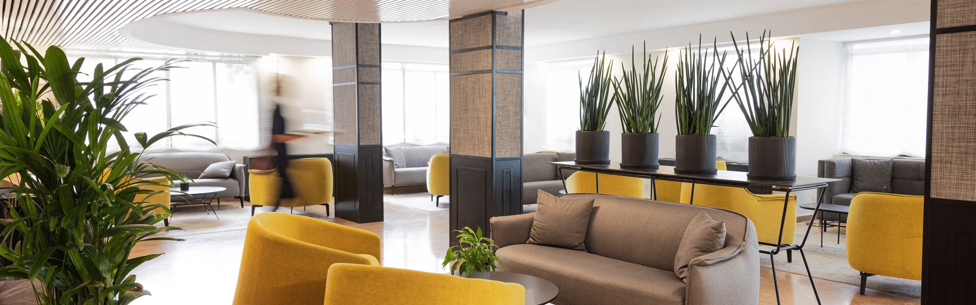 הלובי בקיסר פרמייר ירושלים