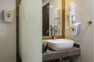Caesar Eilat Hotel - bathroom Caesar Eilat Hotel - bathroom